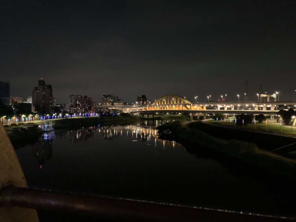 First McArthur Bridge in Taiwan being unusually empty in Ghost Month