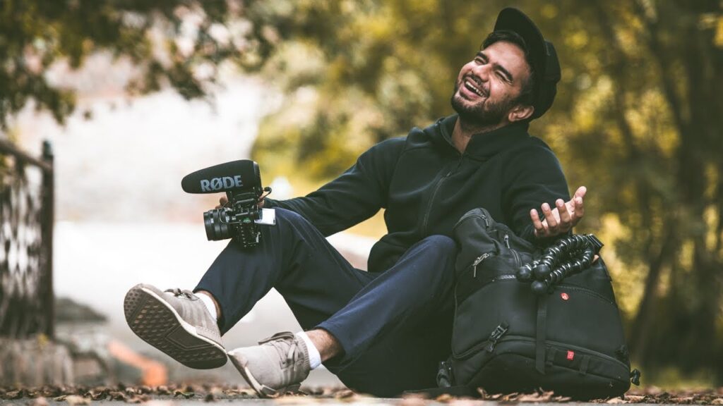 Irfan Junejo while shooting a vlog in Azerbaijan