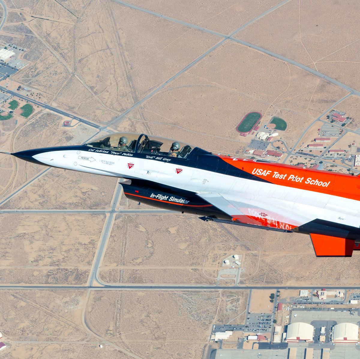 Artificial Intelligence Just Flew an F-16 fighter for 17 Hours