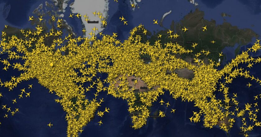 6th July is the busiest commercial aviation day with 134,386 flights