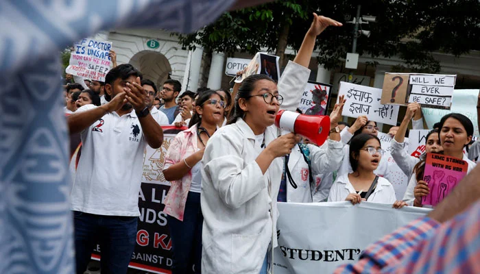 Indian Doctors Continue Protests Over Colleague's Rape and Murder