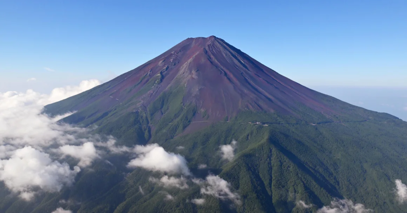 Mount Fuji Without Snow: A 130-Year Record Broken!